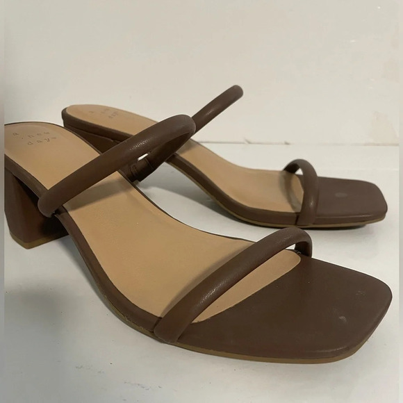 A New Day Brown Strappy Heels - US 8.5 - Picture 5 of 10